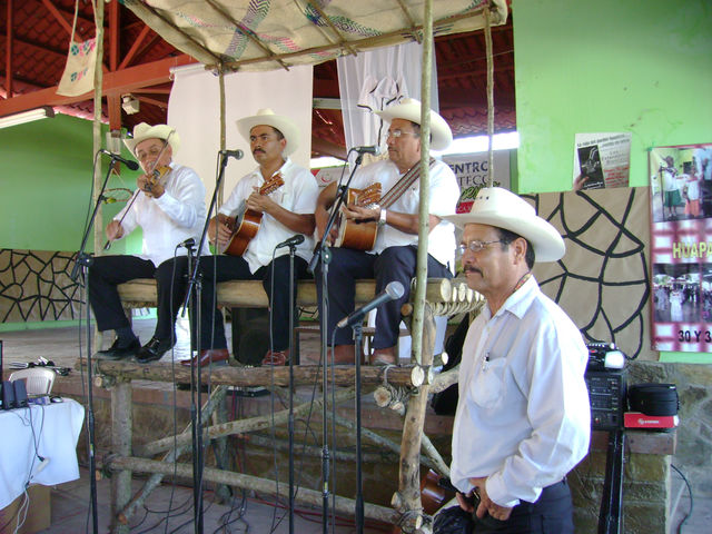 Sin Nombre